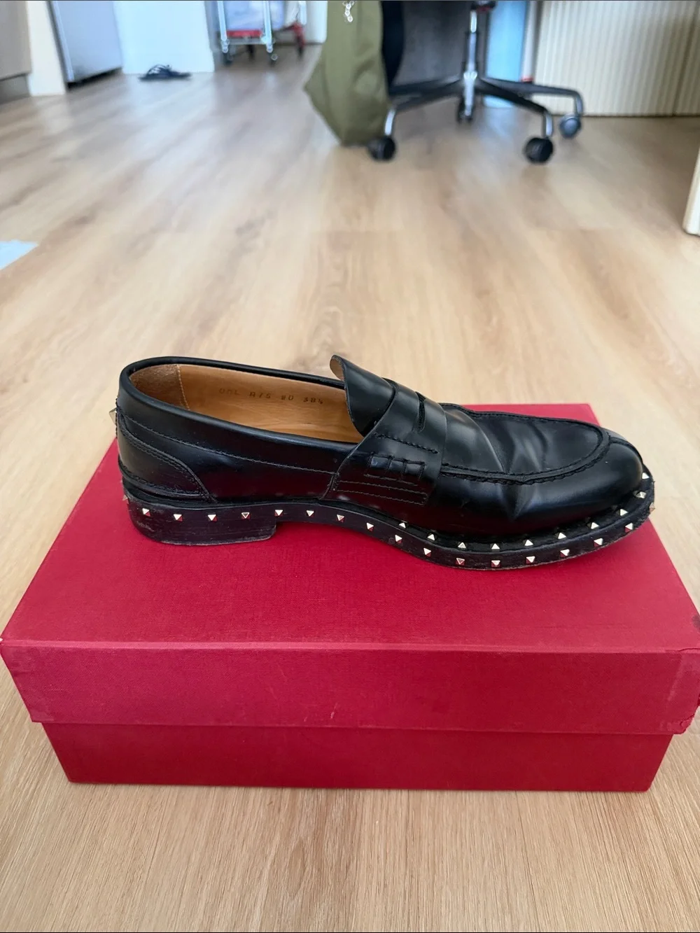 Valentino Black Rockstud Leather Penny Loafers Womens 38 - Picture 6 of 11
